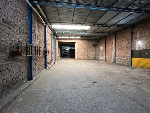 ALQUILER GALPÓN DE 518 M² USO INDUSTRIAL/COMERCIAL