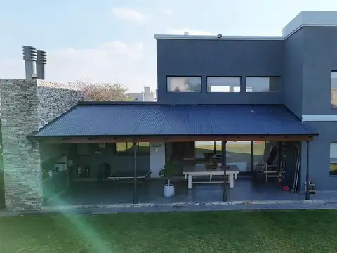 Casa en Venta en Altos de la Ribera, USD 600.000