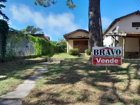 Característica CASA Monoambiente, estilo Chalet | VILLA GESELL | Cod.0641