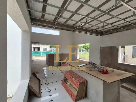 Casa en Venta en Pilar Del Este, USD 210.000