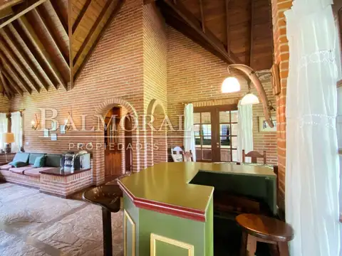 Casa en Venta - Zona Norte Tennis Ranch / REF: 8852