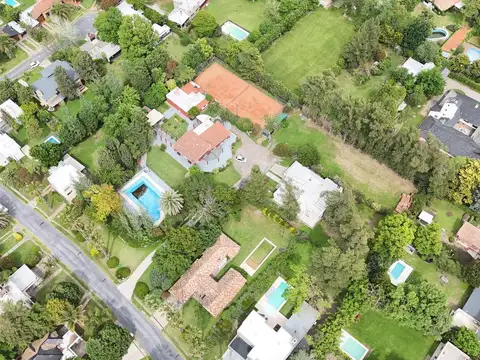 Terreno en Venta 20  mts Frente