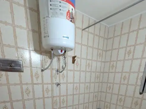 Oficina 2 ambientes con 1 baño