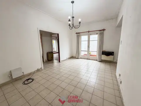 PH 3 AMBIENTES CON DEPENDENCIA. PLAZA ROCHA. 