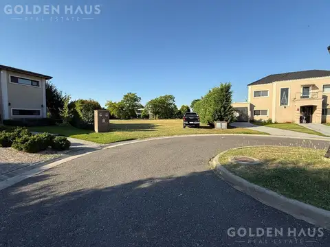 Terreno en Venta de 941,0 m2