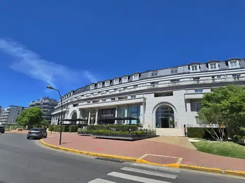 OFICINA DUPLEX ALQUILER ANUAL CHATEAU NORDELTA