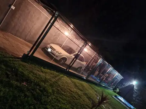 Casa en Moreno centro.