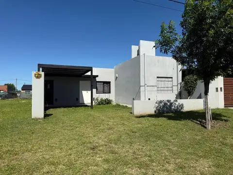Venta Casa de 1 dormitorio. Lomas de Alicia, Granadero Baigorria