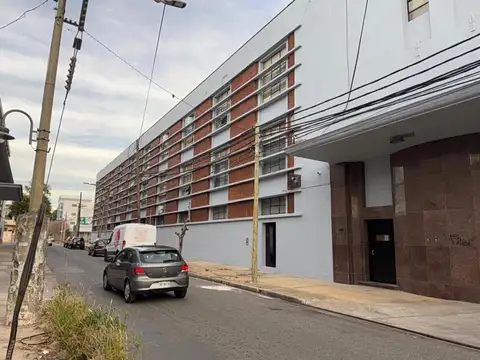 ALQUILER DE GALPÓN INDUSTRIAL DE 9000 m² EN VICENTE LÓPEZ