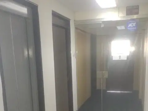 Avenida Valentín Alsina 800, Piso 7