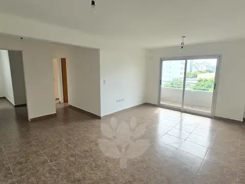 Departamento en Alquiler en Plaza Máximo Paz, $ 750.000