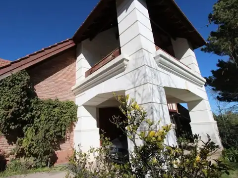 Casa en Alquiler en Chumamaya, USD 2.500