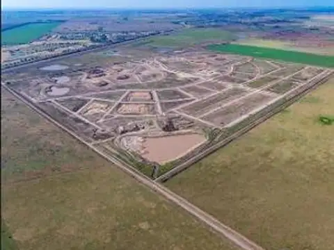 Terreno en Venta 30  mts Fondo