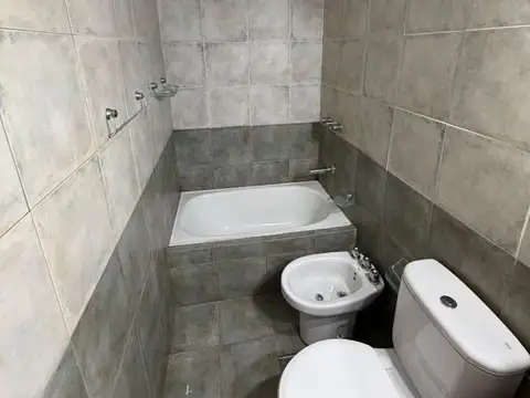 Alquilo Depto de un Dor. Trejo 1107. con Balcon