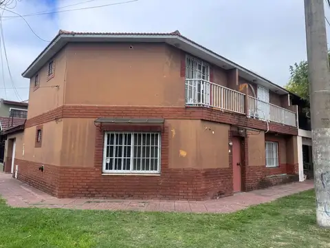 Casa en venta Dúplex 3 ambientes Quilmes