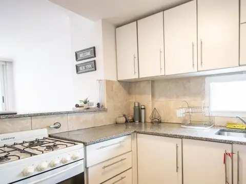 Departamento 4 ambientes con 2 baños