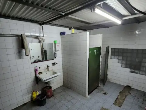 Galpon en Venta 50  mts Fondo