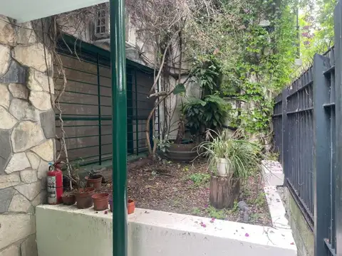 Depto Tipo Casa en Venta con 1 cocheras
