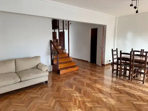 Departamento en Alquiler con 1 cocheras