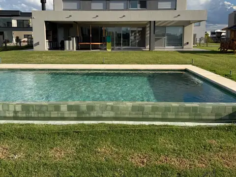 Casa en venta Sebastian Gaboto Pueblos del Plata Hudson Berazategui