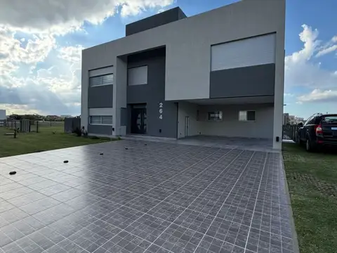 Casa en venta Sebastian Gaboto Pueblos del Plata Hudson Berazategui 100
