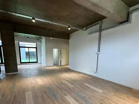 Oficina Monoambiente con 2 baños
