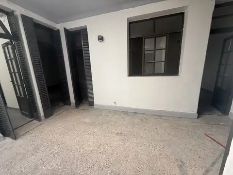 Depto Tipo Casa en Alquiler de 3 ambientes