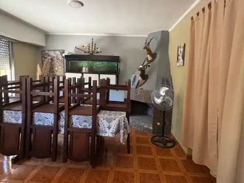 Casa con departamentos en venta en Necochea