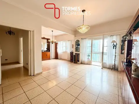 Venta departamento 3 ambientes con dependencia y balcón en zona Torreón del Monje, Mar del Plata