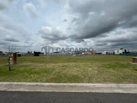 Hermoso lote de 613 m2 en Barrio San Simón