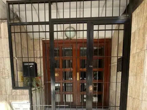 Tucumán 1487 , Piso 8