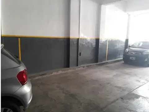 Excelente cochera fija en P Baja entrada directa - amplia -