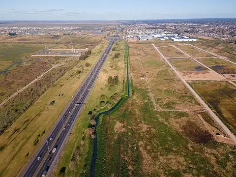 Terreno en Venta 50  mts Fondo