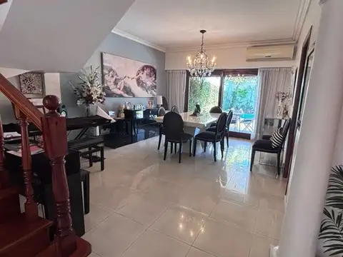 Casa en Alquiler de 4 dormitorios