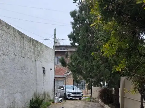 Casa en Alquiler en Banfield, $ 1.000.000