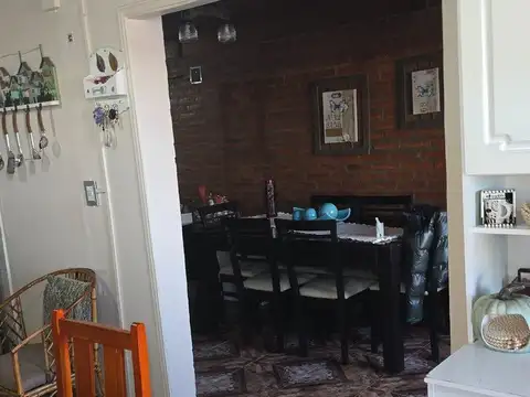 Aristóbulo del Valle 1400