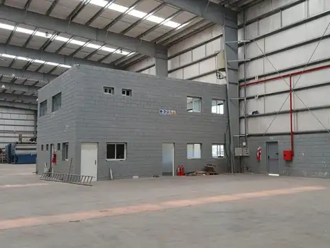 GALPON EN ALQUILER  EN PARQUE INDUSTRIAL 1000 M2