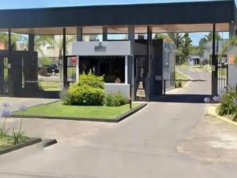 Casa en Venta en Sourigues, USD 120.000