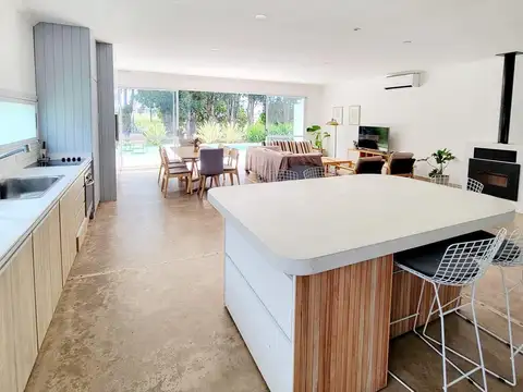 Casa en Alquiler en Barrancas De San Benito, USD 1.300