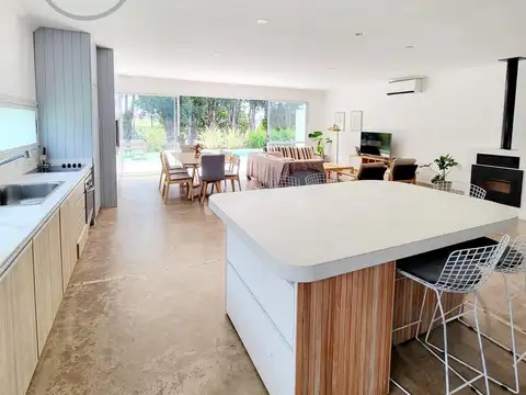Casa en Alquiler en Barrancas De San Benito, USD 1.300