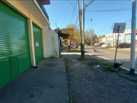 Local en Alquiler Temporal en Luis Guillon, $ 1.000.000