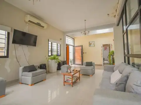 Casa en venta en Banfield