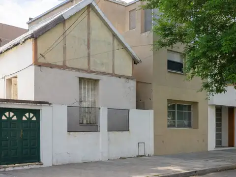 VENTA LOTE EN VERSALLES 8.66 x 31 mtrs