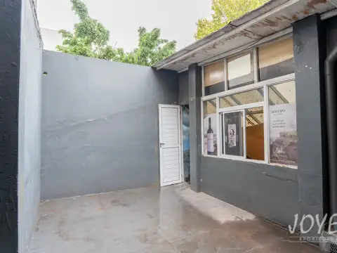 Local en Alquiler en Villa del Parque, $ 2.500.000