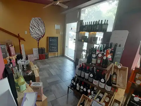 Local en Alquiler Via Púb.