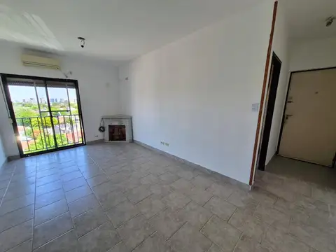 Las Flores 1600 , Piso 6