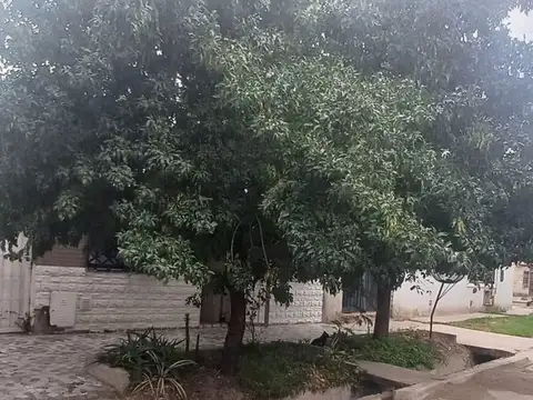 ALQUILER CASA EN GUAYMALLEN . 