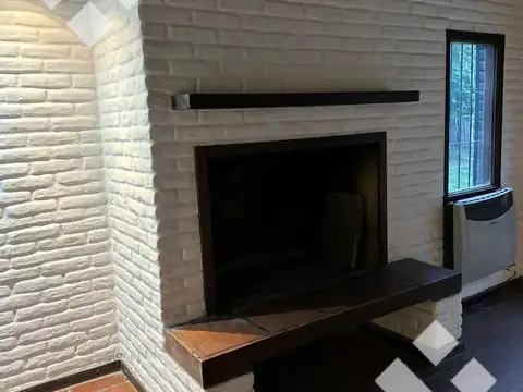 Casa en Alquiler de 3 dormitorios