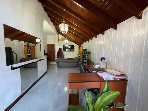 Casa en Venta en Bernal Oeste, USD 115.000