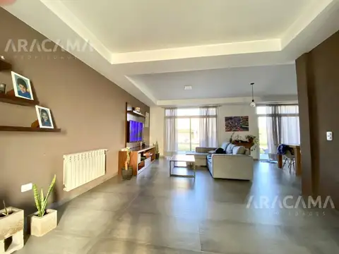 Casa en Venta en Santa Ines, USD 220.000